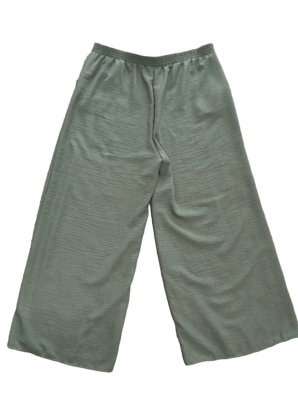 Matching boutique cropped Lounge Set Sage Green - Estimated XL
